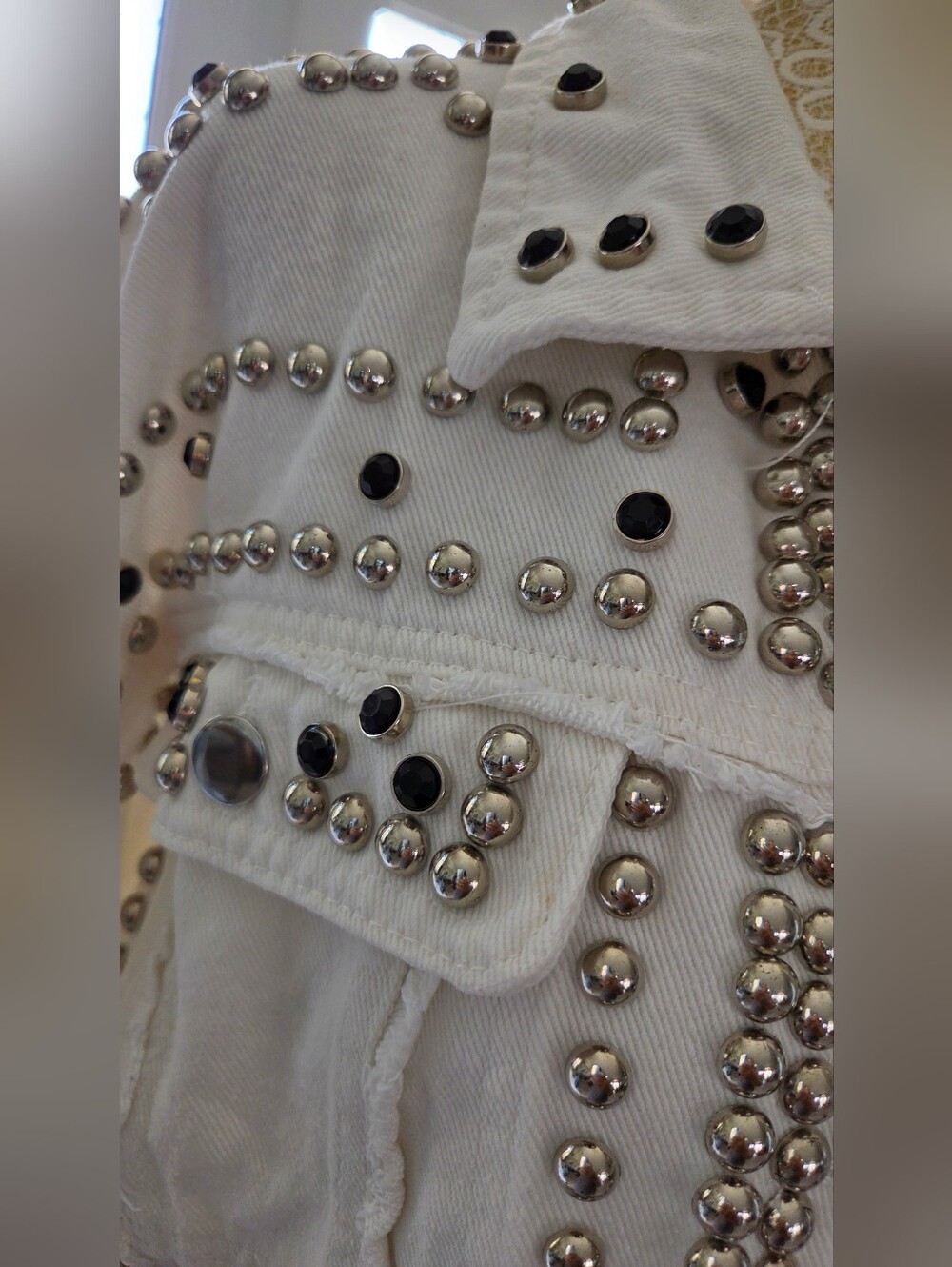 Seek the Label White Heavy Studded/Embellished Denim Jacket Size L (18/20) - Picture 2 of 11